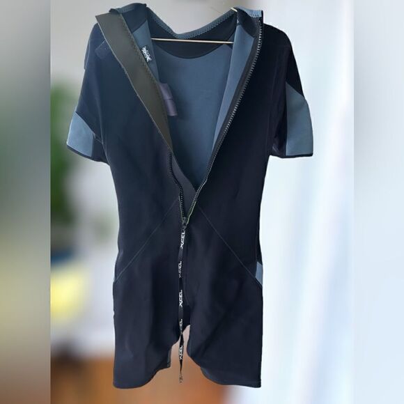 XCEL Shorty Wetsuit Springsuit Surfing Made in USA Size XL - Picture 9 of 15